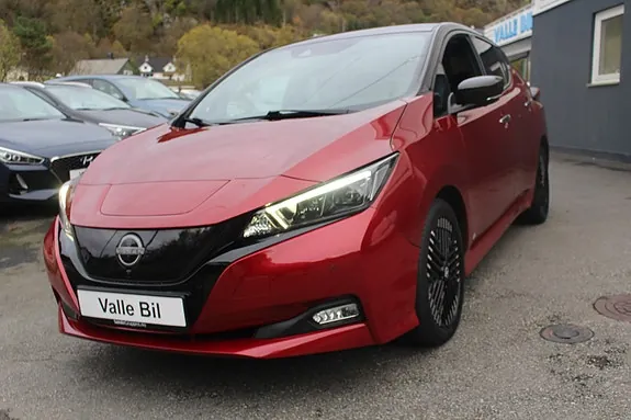 Nissan Leaf 2023 photo 2