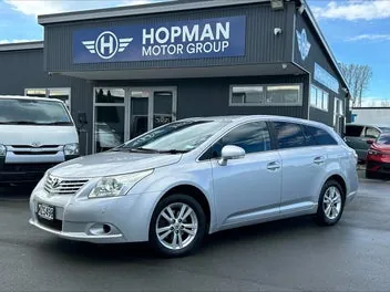 Toyota Avensis 2011 photo 2