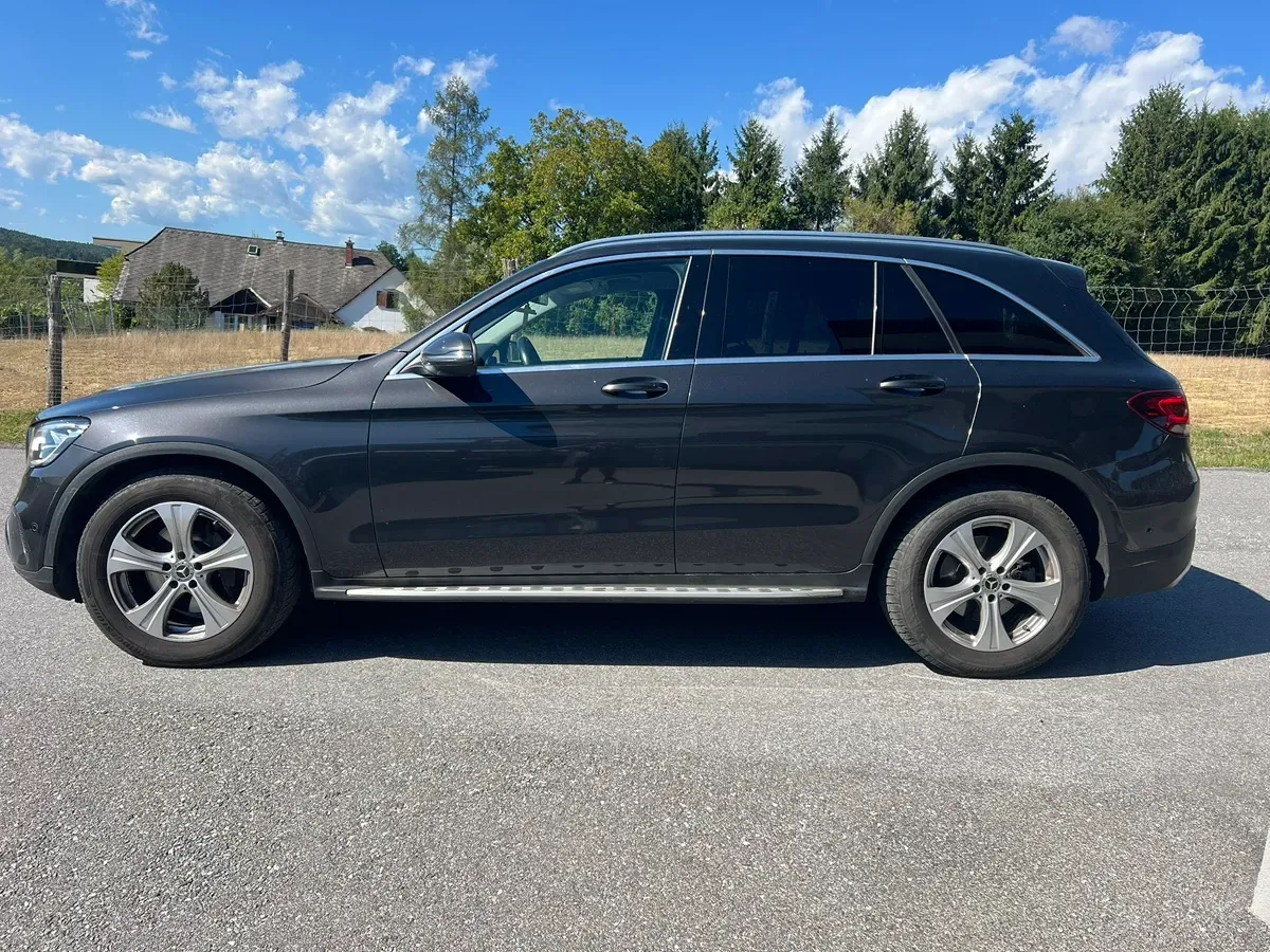 Mercedes-Benz Glc-Class 2020 photo 2