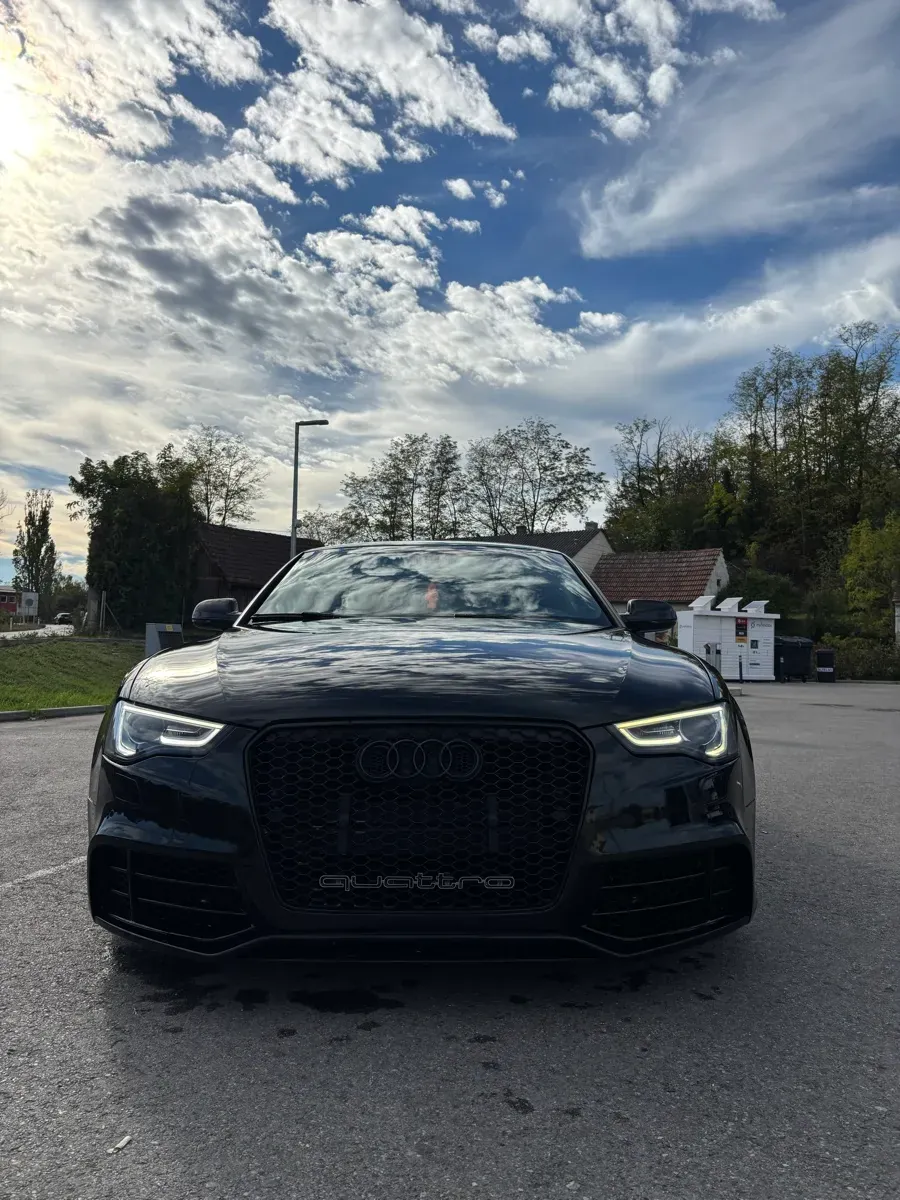 Audi A5 2009 photo 3
