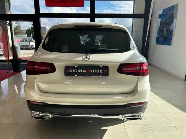 Mercedes-Benz Glc 2016 photo 2