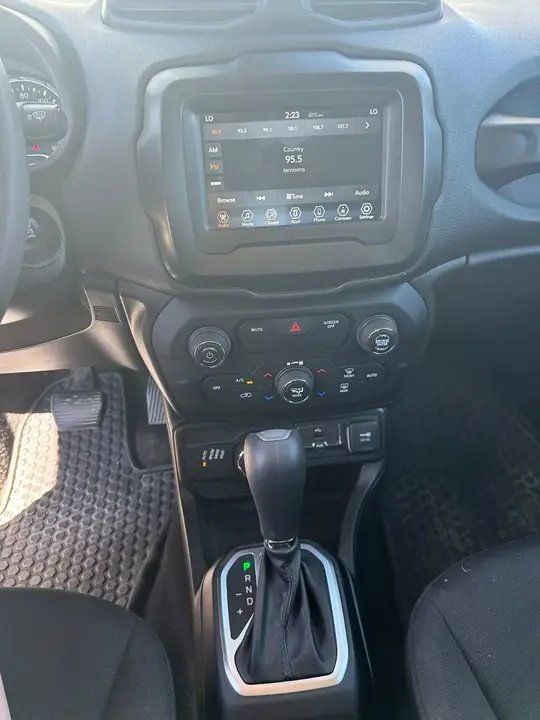 Jeep Renegade 2018 photo 3