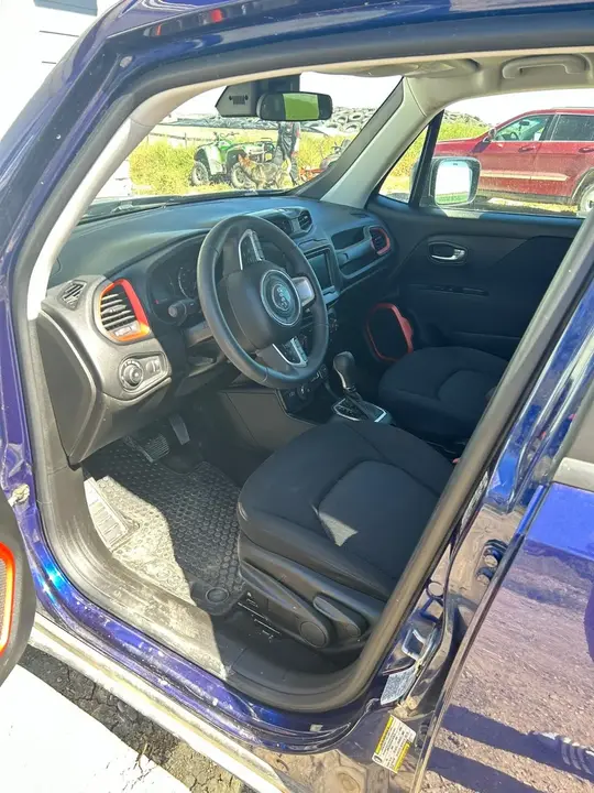 Jeep Renegade 2018 photo 2