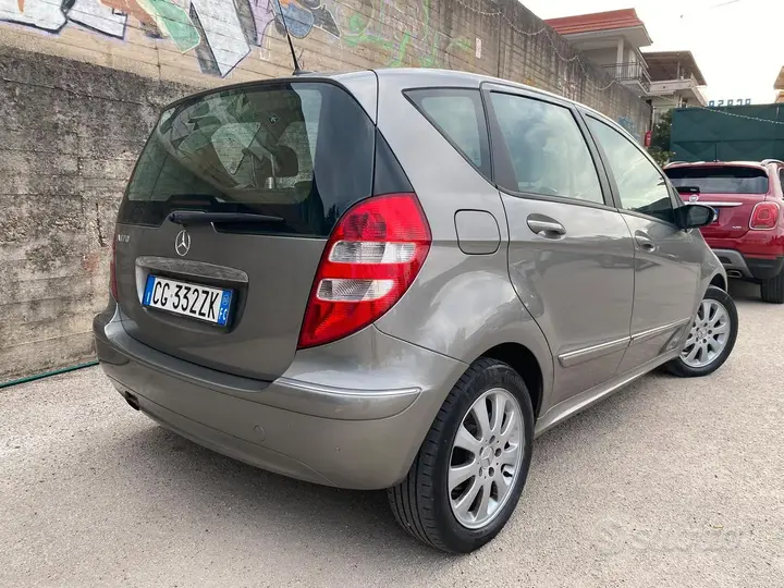 Mercedes-Benz A 2005 photo 4
