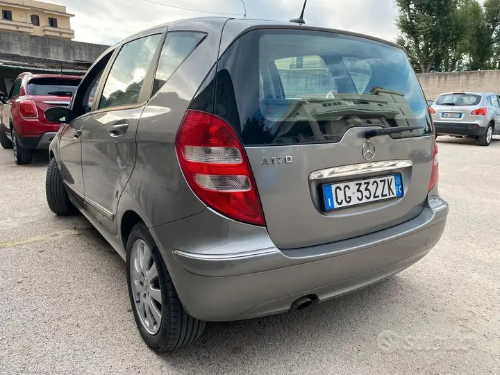 Mercedes-Benz A 2005 photo 3
