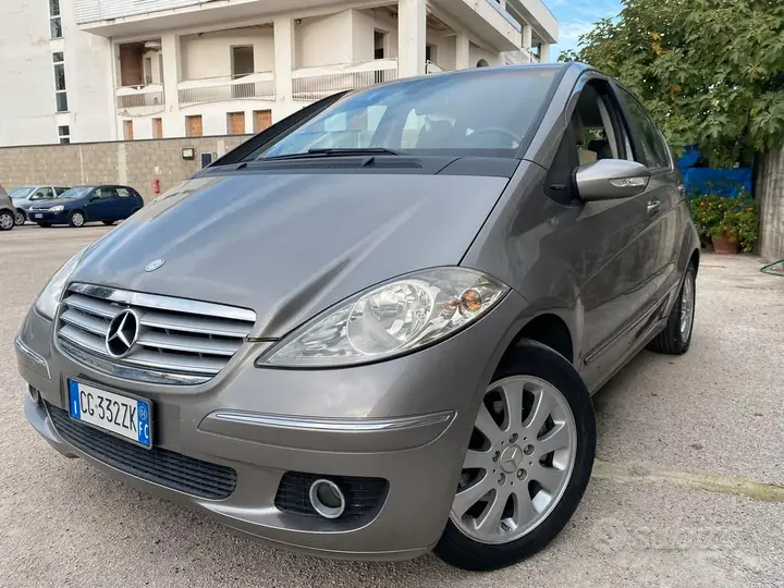 Mercedes-Benz A