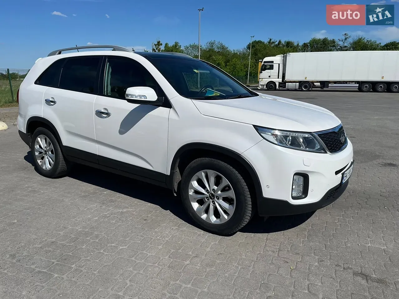 Kia Sorento 2014 photo 4