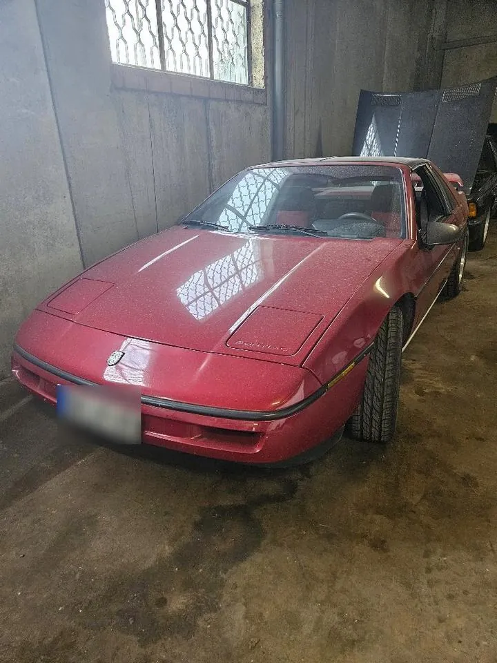 Pontiac Fiero
