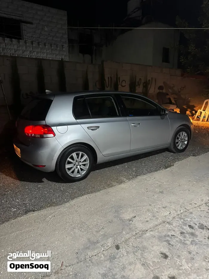 Volkswagen Golf 2010 photo 5