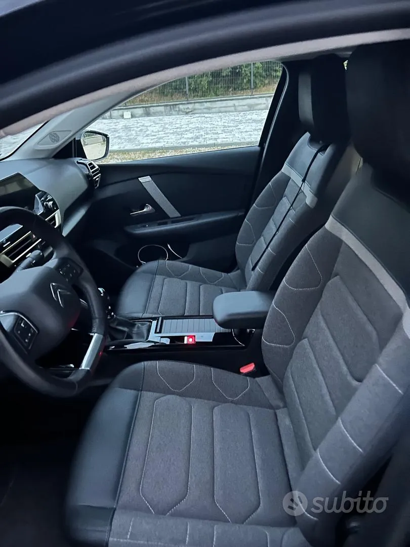 Citroen C4 2024 photo 4