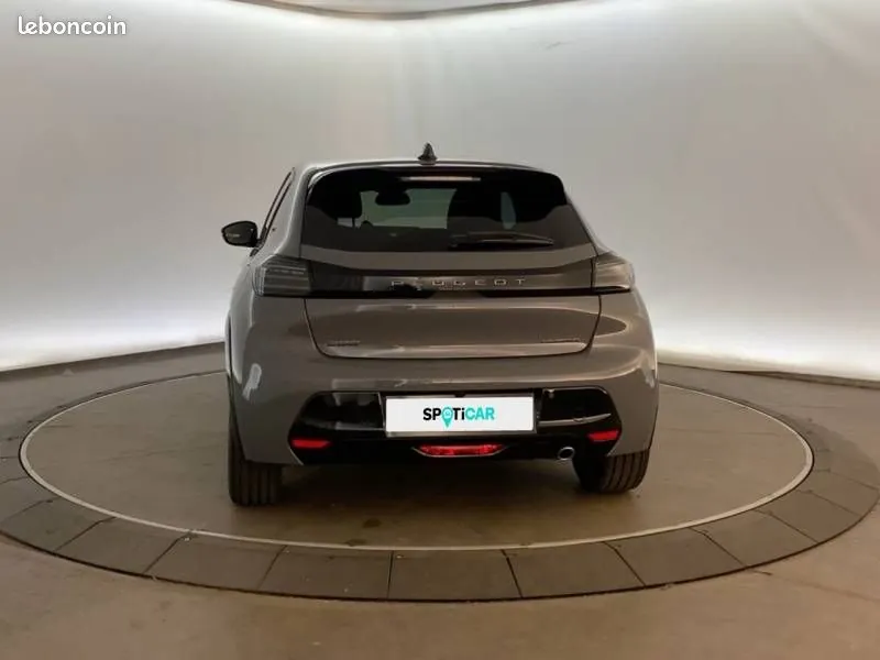Peugeot 208 2025 photo 5