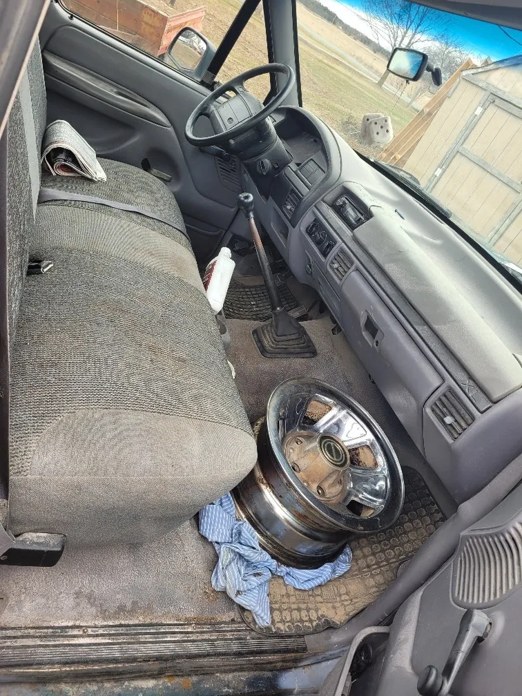 Ford F-150 1992 photo 3
