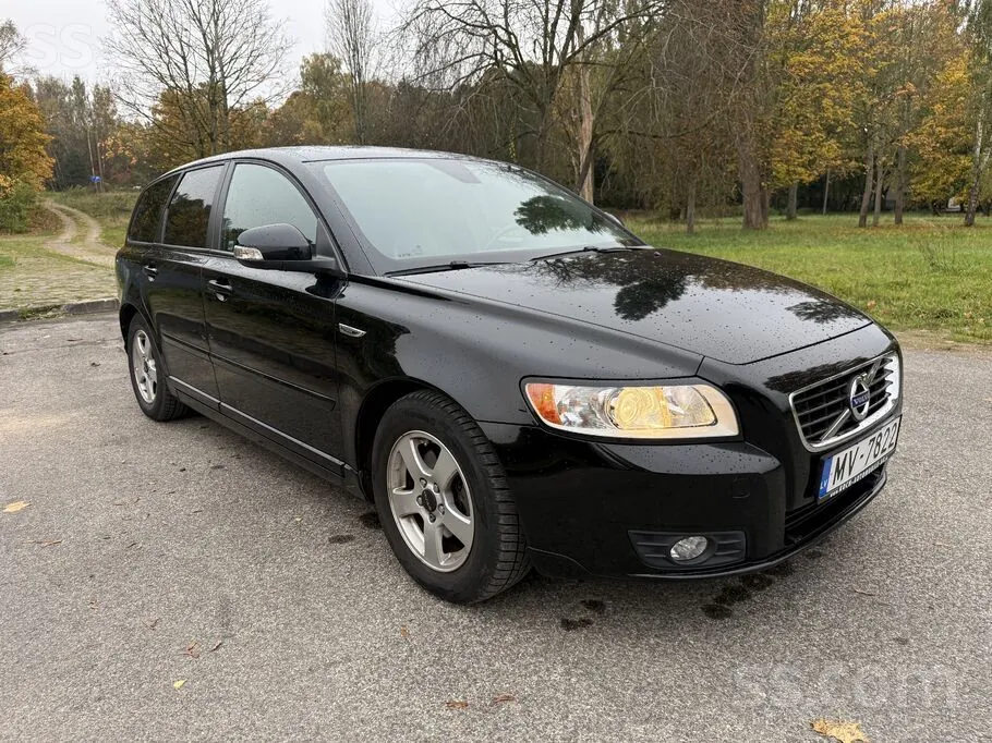 Volvo V50 2012 photo 5
