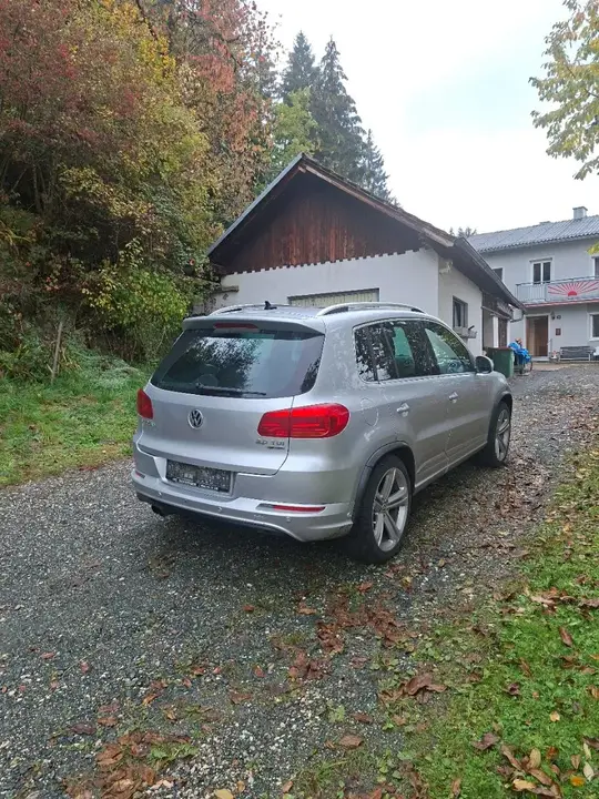 Volkswagen Tiguan 2012 photo 3