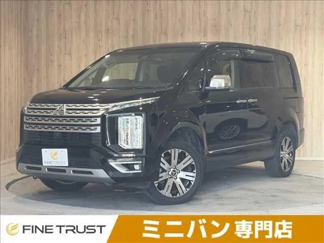 Mitsubishi Delica D:5