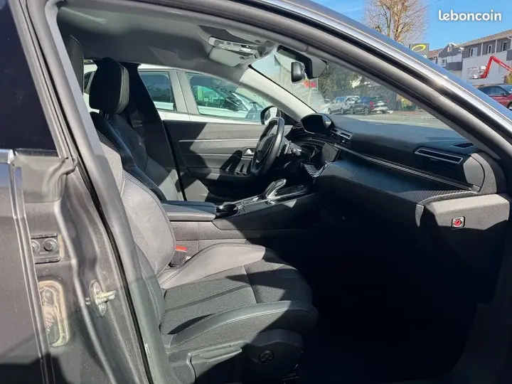 Peugeot 508 2019 photo 2