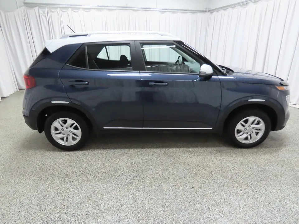 Hyundai Venue 2026 photo 2