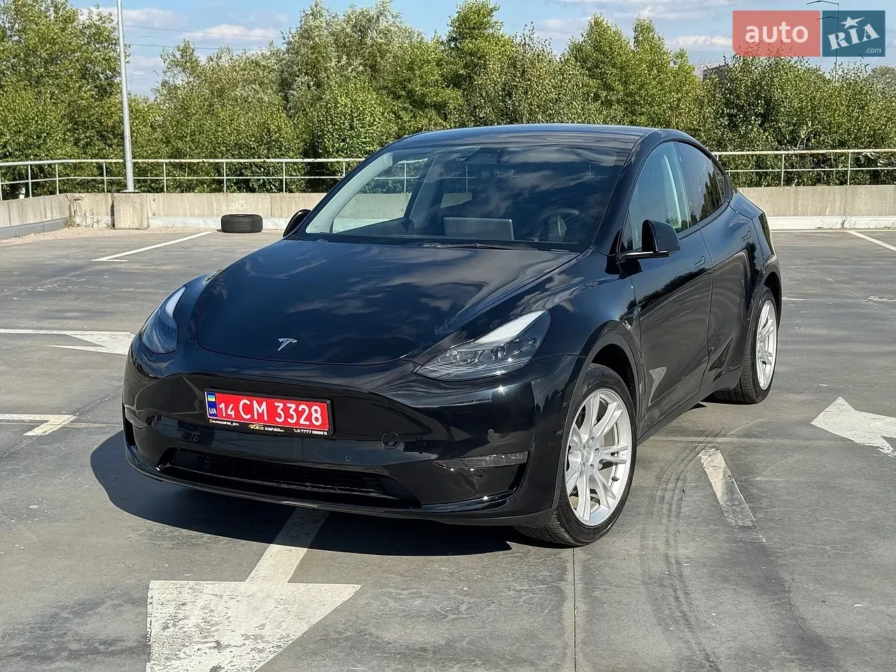 Tesla Model Y 2022 photo 3