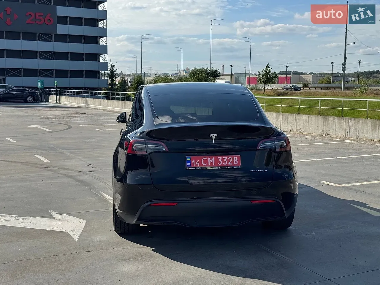 Tesla Model Y 2022 photo 5