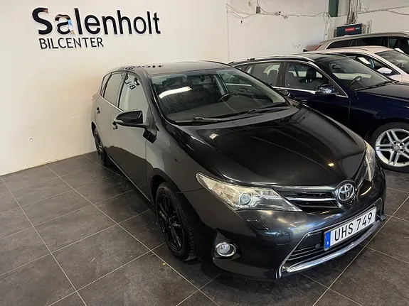 Toyota Auris 2015 photo 4