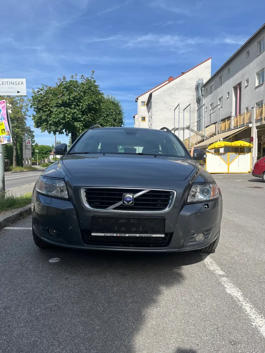 Volvo V50 2009 photo 3