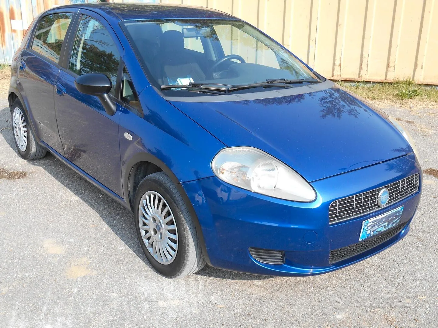 Fiat Grande Punto 2007 photo 2