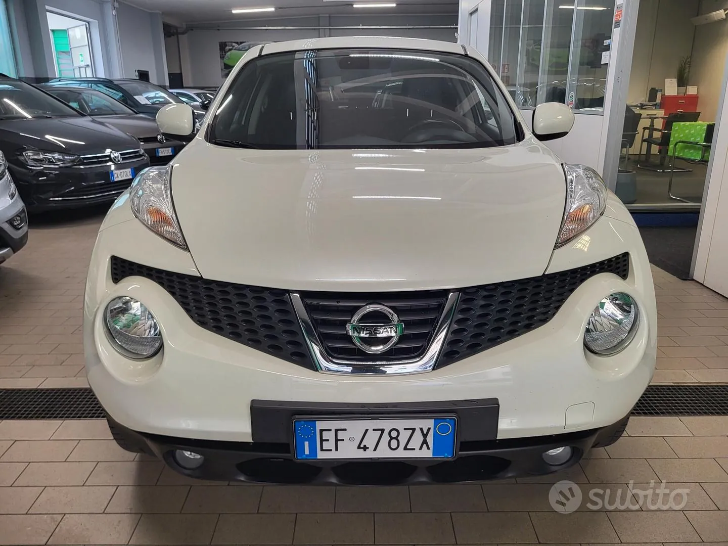 Nissan Juke 2011 photo 2
