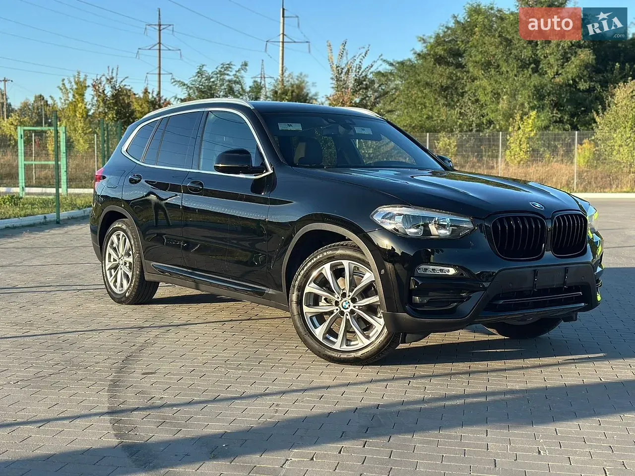 BMW X3 2018 photo 2