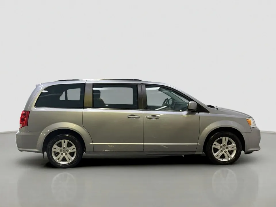 Dodge Grand Caravan 2020 photo 2