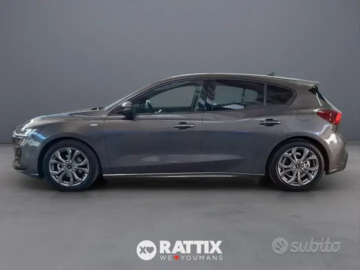 Ford Focus 2024 photo 2