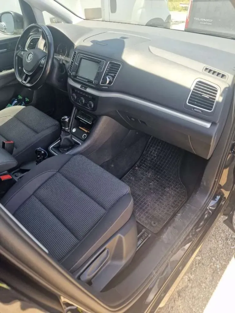 Volkswagen Sharan 2017 photo 3