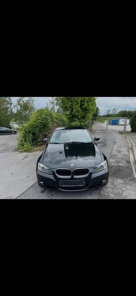 BMW 318I