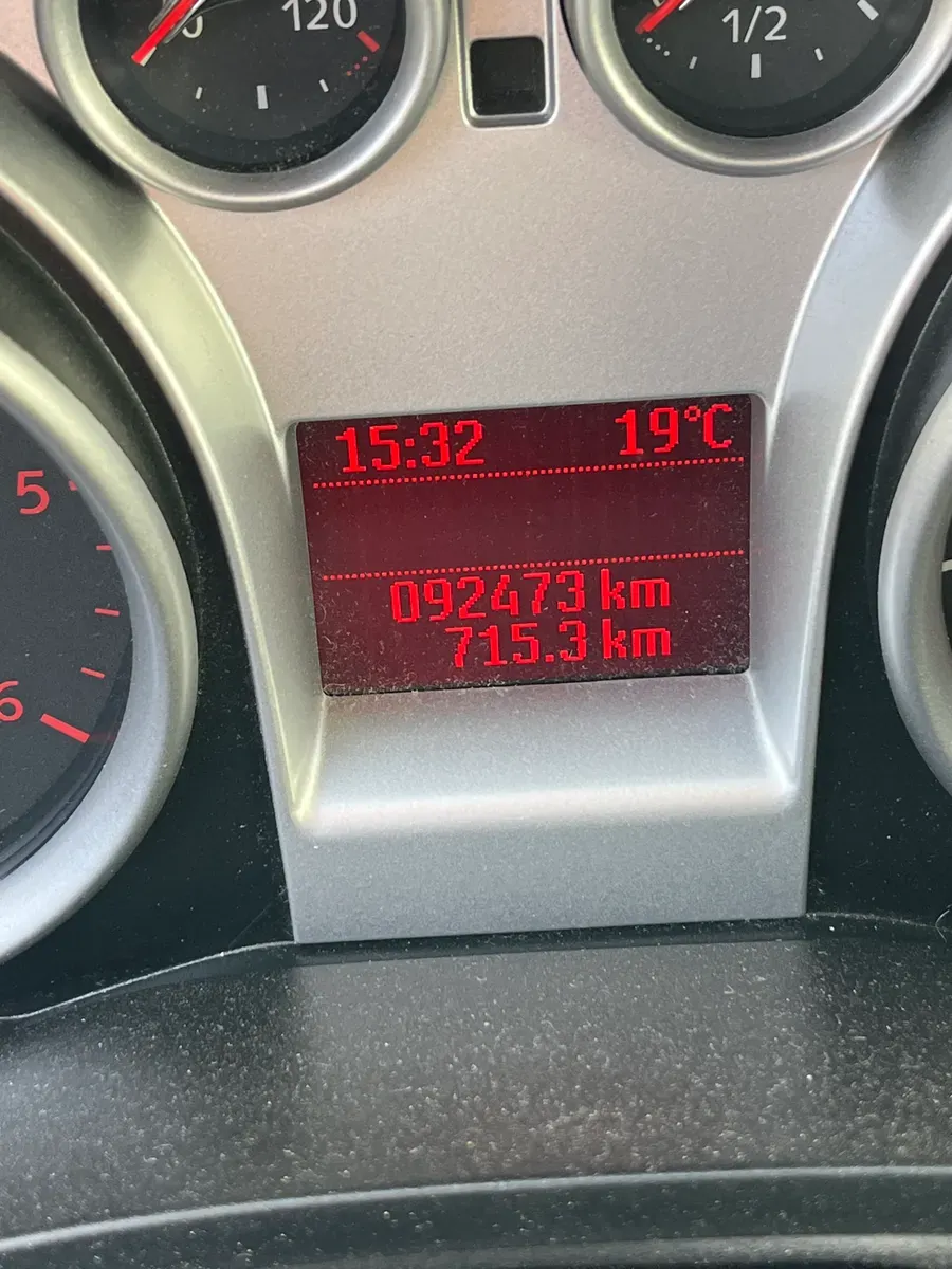 Ford Kuga 2009 photo 3
