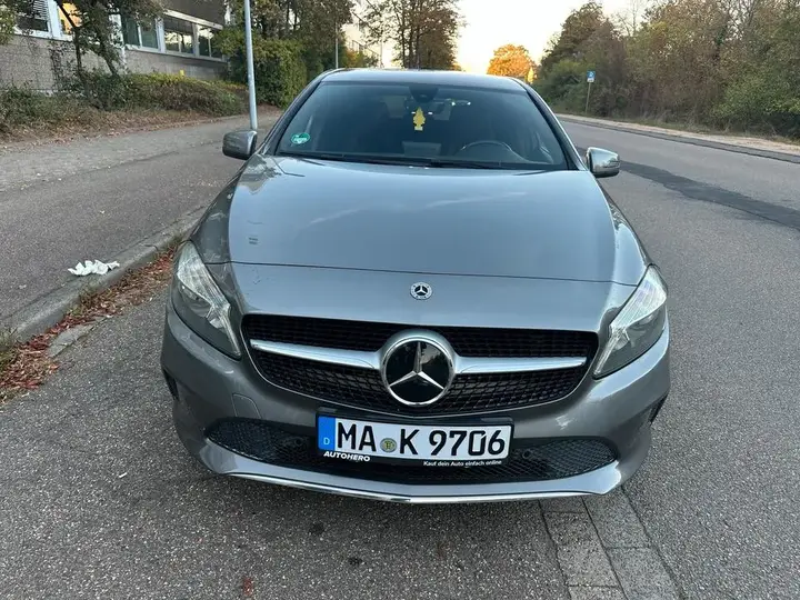 Mercedes-Benz A 200 D