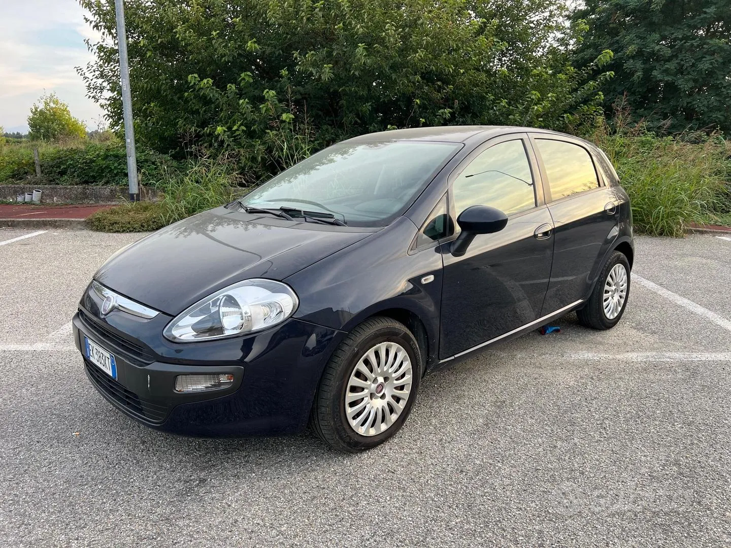 Fiat Punto Evo 2011 photo 2