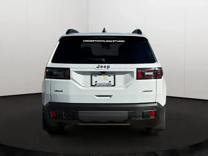 Jeep Cherokee 2026 photo 5