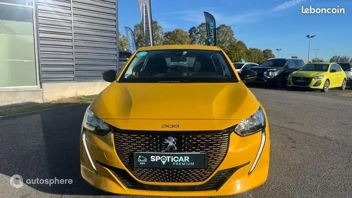 Peugeot 208 2022 photo 2