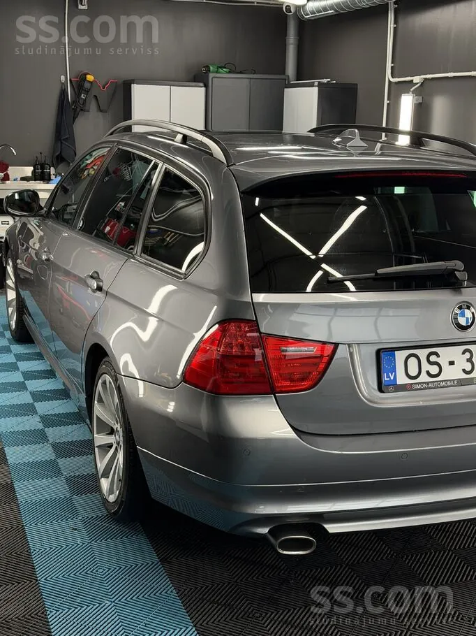 BMW 320 2009 photo 5