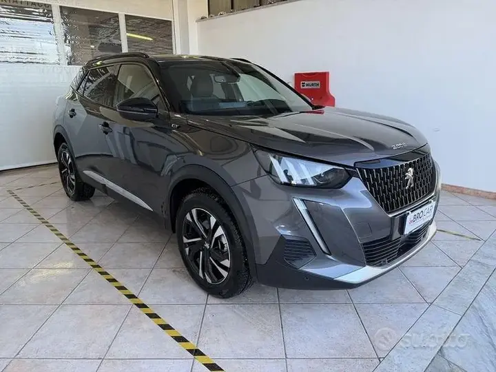 Peugeot 2008 2023 photo 2