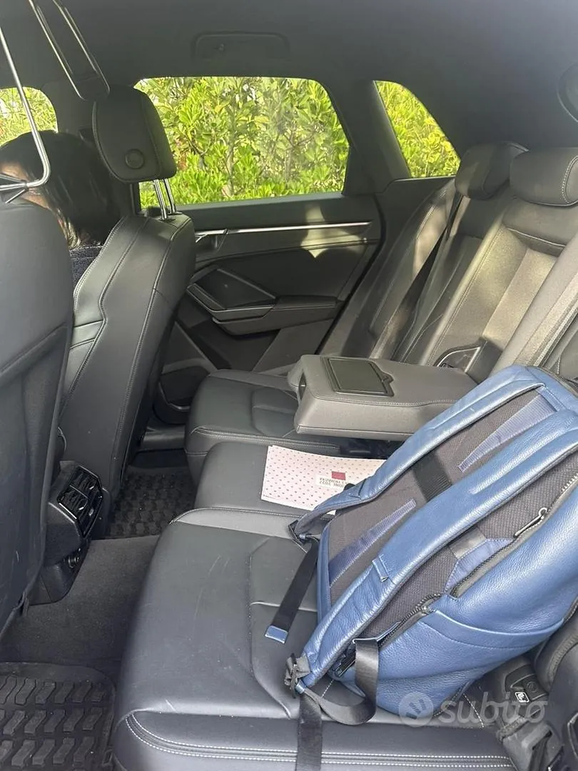 Audi Q3 2023 photo 5