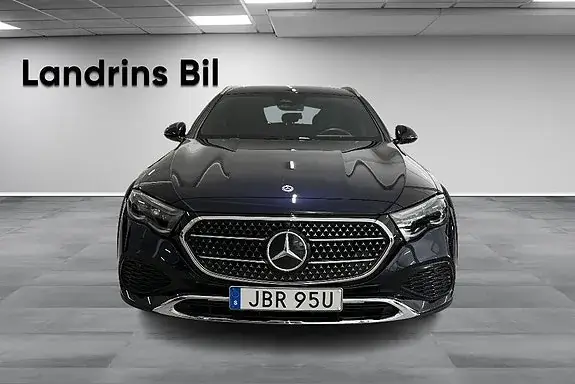 Mercedes-Benz E 220 D 2026 photo 2