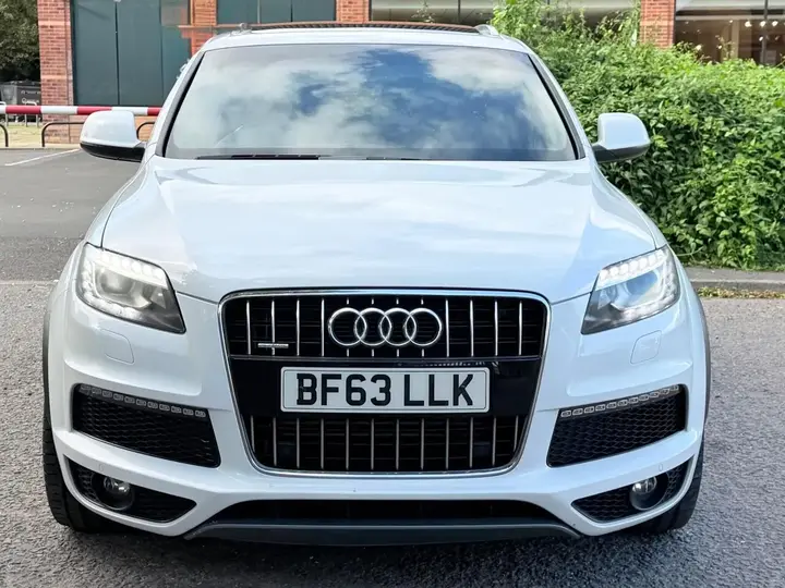 Audi Q7 2013 photo 5