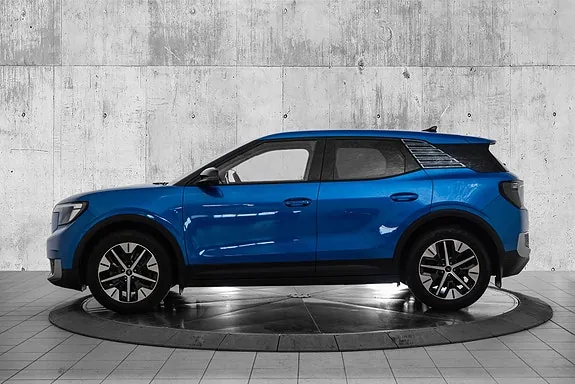Ford Explorer 2025 photo 2