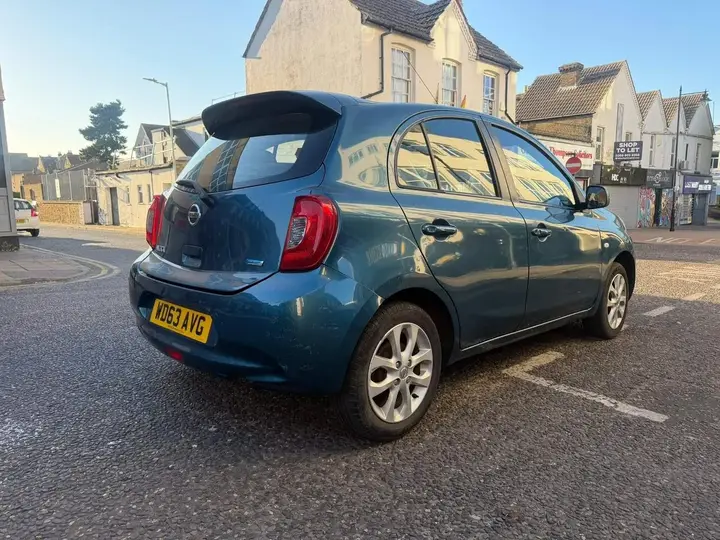 Nissan Micra 2013 photo 3