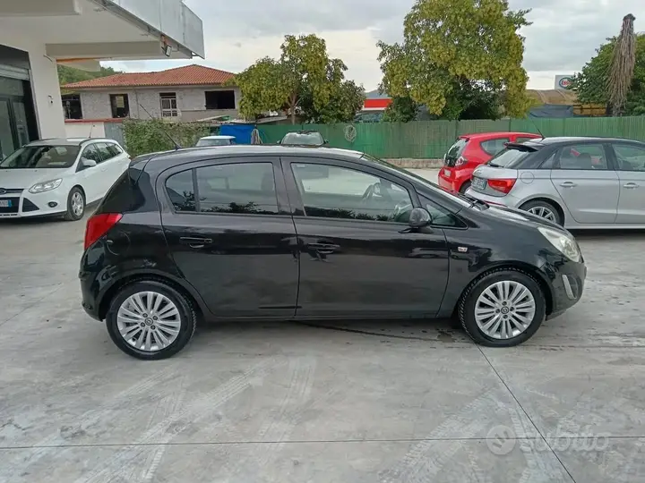 Opel Corsa 2011 photo 3