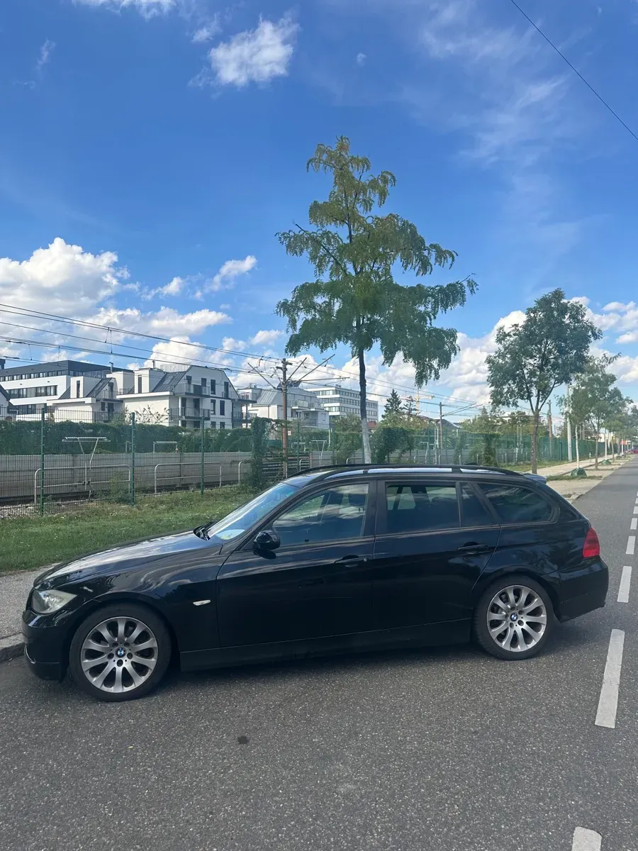 BMW 3 Series 2007 photo 2
