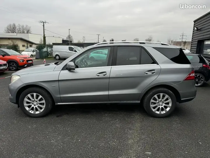 Mercedes-Benz Ml 2012 photo 5