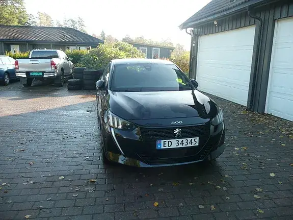 Peugeot 208 2022 photo 4