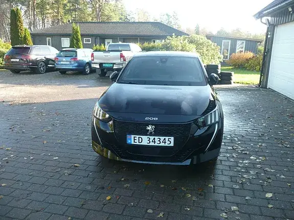 Peugeot 208 2022 photo 5
