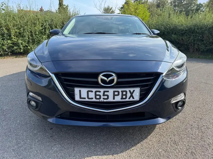 Mazda Mazda3 2015 photo 2